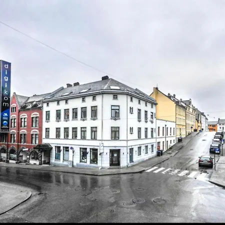 In Center * Alesund